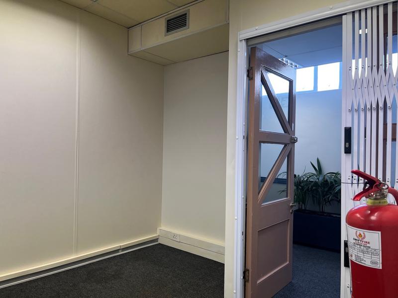 To Let Commercial Property for Rent in Observatory Western Cape